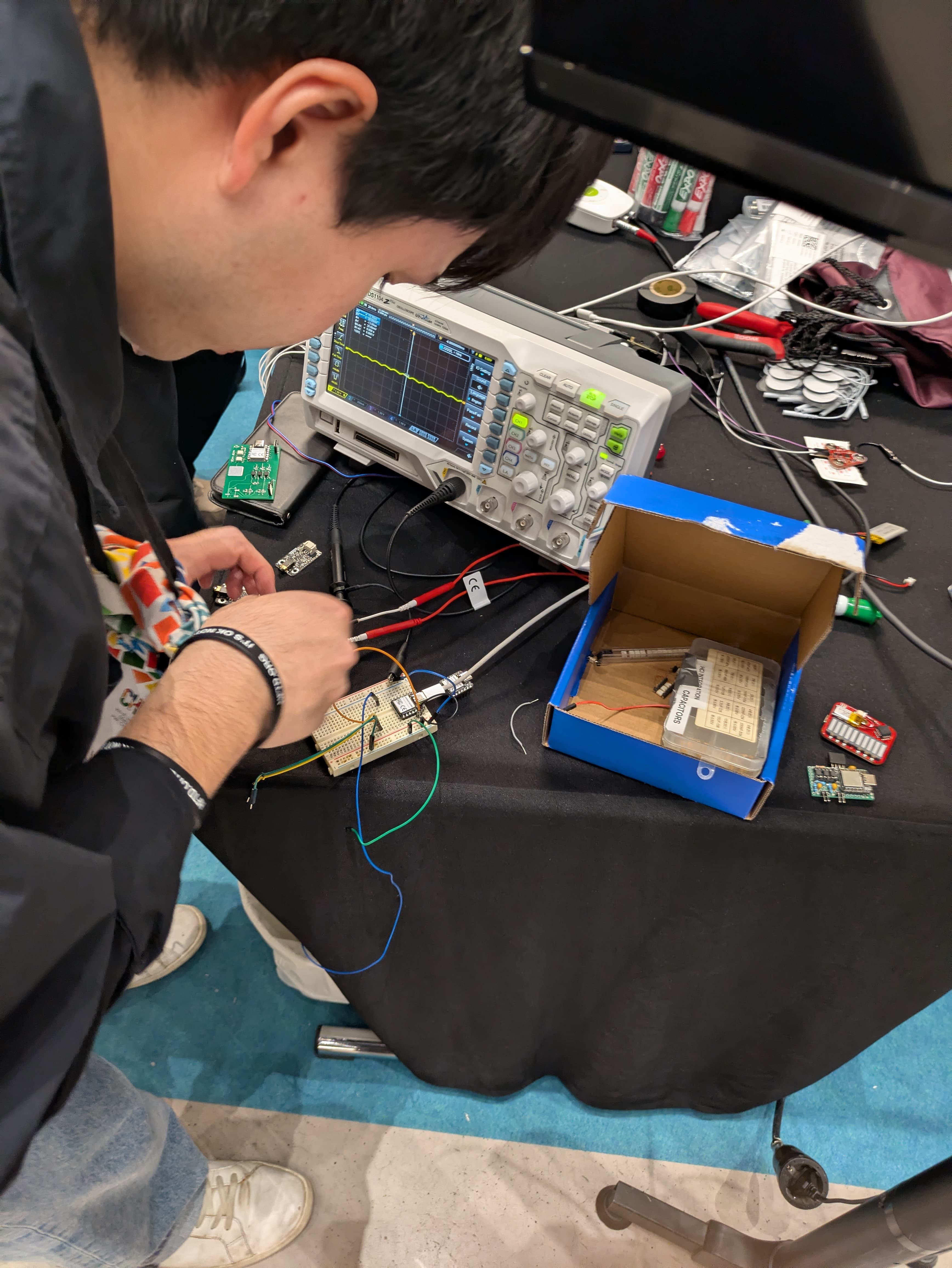 Yudai fixing the demo live at CHI 2026!
